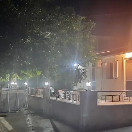 Cozy House For 5 Persons At Vougiato Zakinthos Μαχαιράδο
